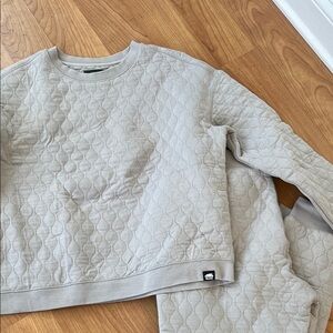 Roots gray women sweatset